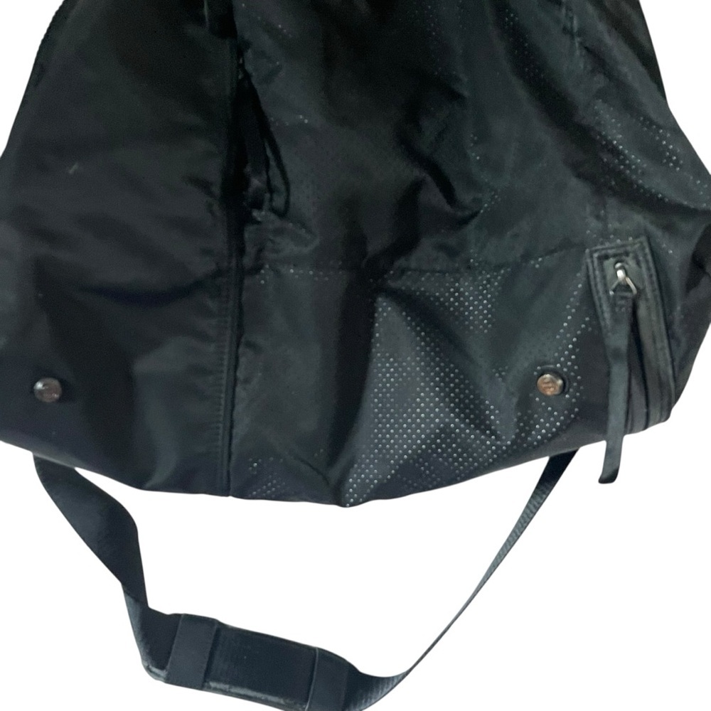 EUC Lululemon Do it Up Duffel - Picture 5 of 7